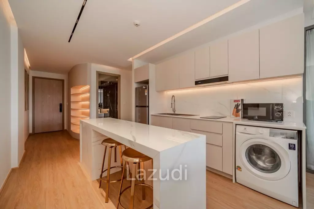 Brand New 2-Bedroom Condo for Sale and Rent with Lake View in Cherng Talay