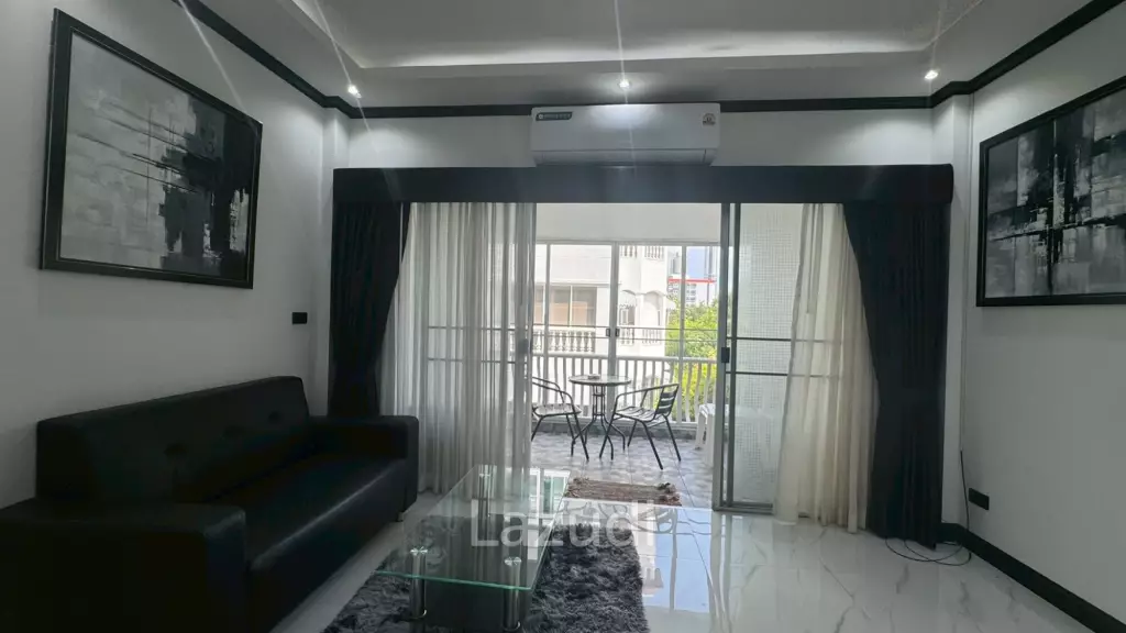 Modern Renovated Studio for Rent Baan Suan Lalana Jomtien