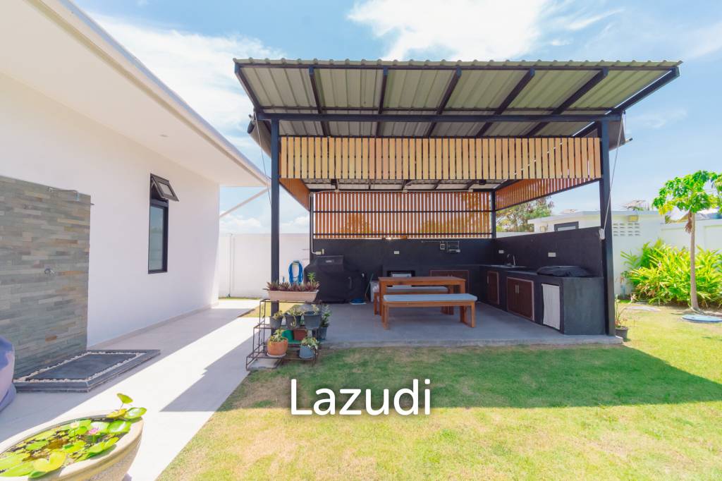 HIGHLAND VILLAS 2 : Modern 3 Bed Pool villa with big land plot