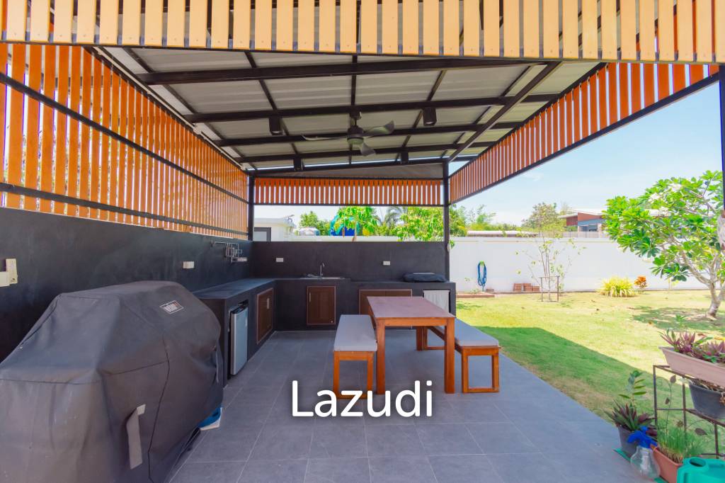 HIGHLAND VILLAS 2 : Modern 3 Bed Pool villa with big land plot