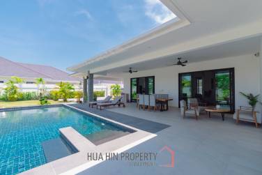 HIGHLAND VILLAS 2 : Modern 3 Bed Pool villa with big land plot