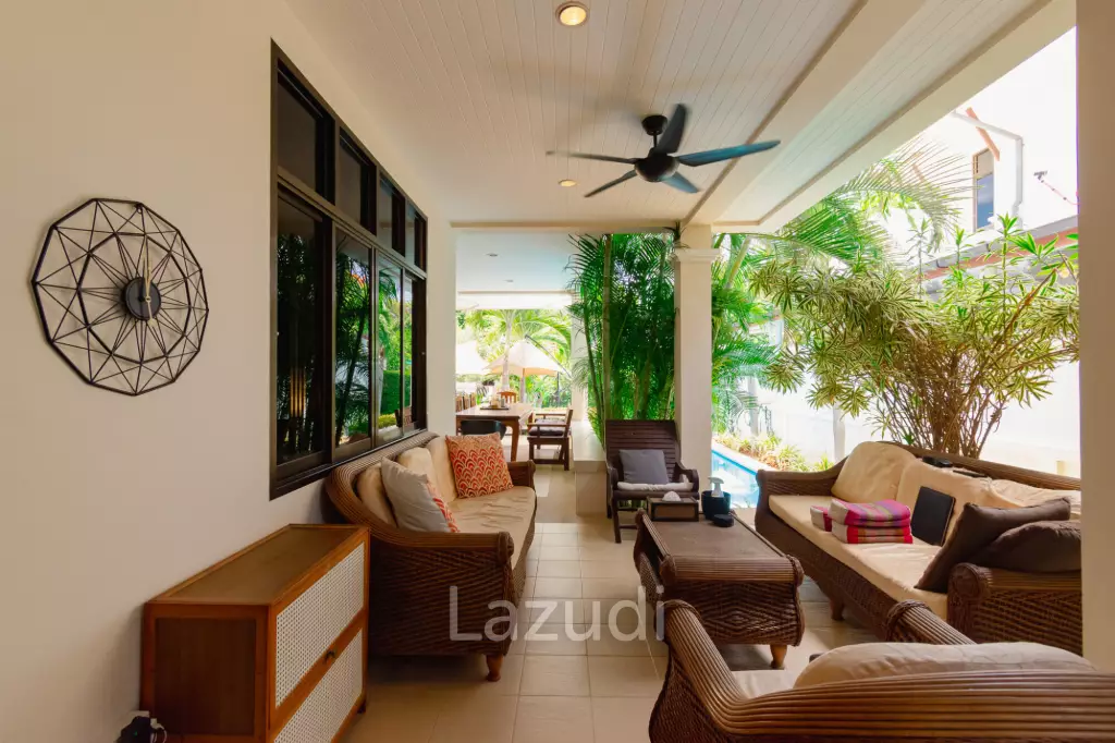 BAAN THAI BEACH VILLAGE :  2 Storey 4 Bed Pool / 3 bed + home office villa near the beach