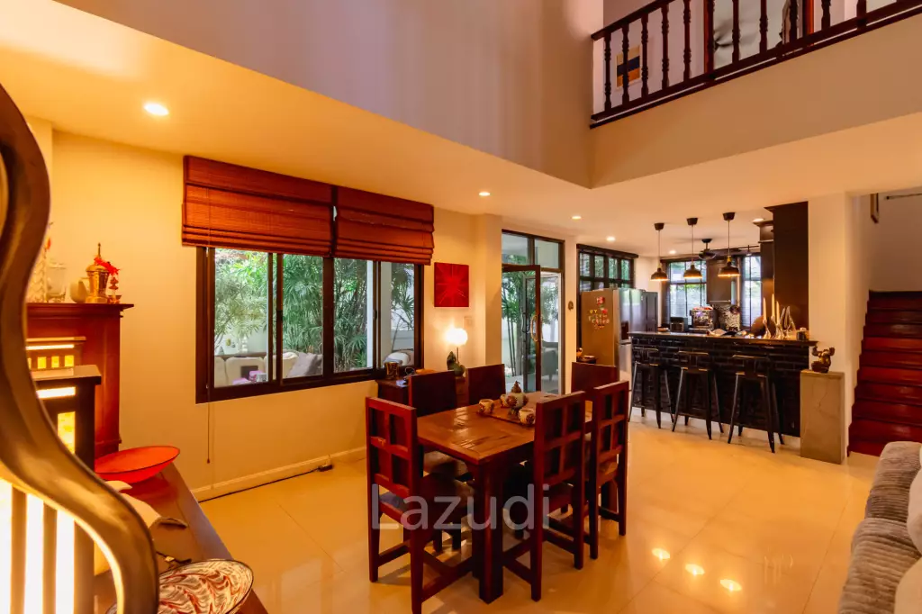 BAAN THAI BEACH VILLAGE :  2 Storey 4 Bed Pool / 3 bed + home office villa near the beach
