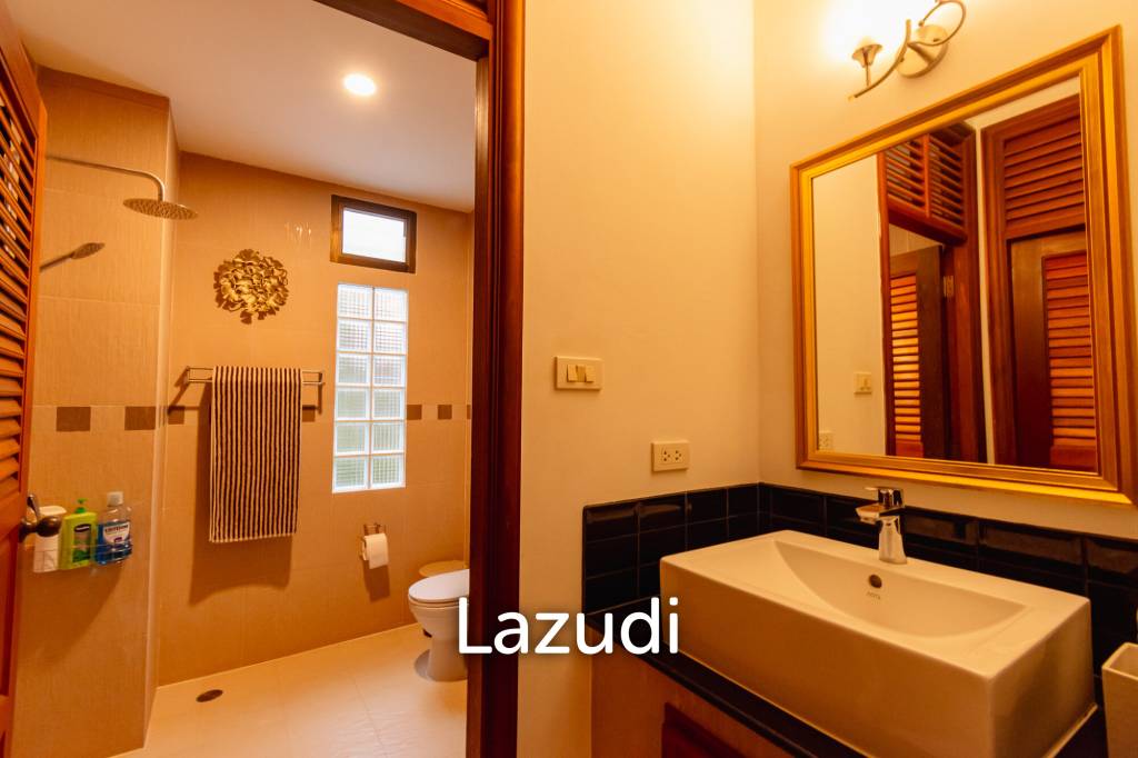 BAAN THAI BEACH VILLAGE :  2 Storey 3 Bed Pool villa near the beach