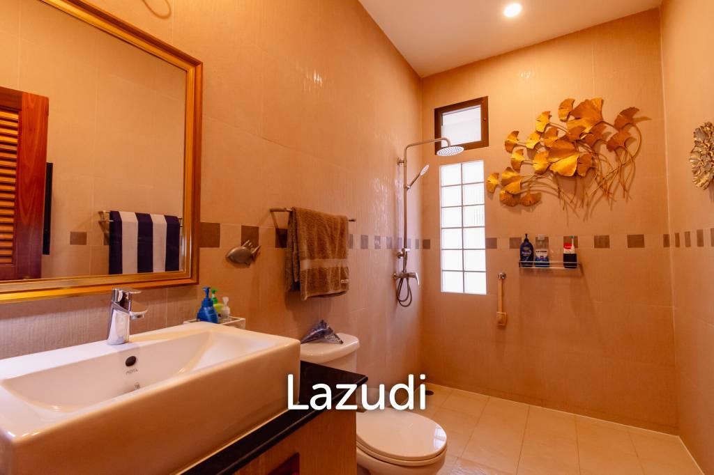 BAAN THAI BEACH VILLAGE :  2 Storey 3 Bed Pool villa near the beach