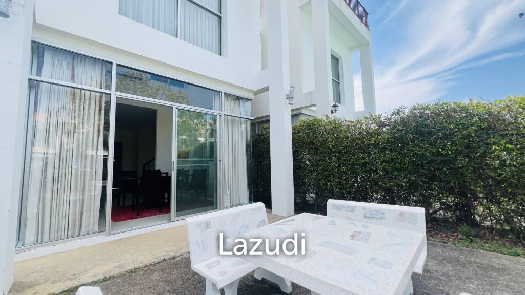 Boat House: 173 sqm modern 3-storey Townhouse