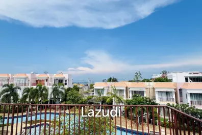 Boat House: 173 sqm modern 3-storey Townhouse