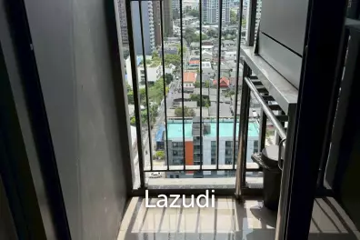 33 sqm high-floor 1-bedroom condo at The Privacy Jatujak, Chatuchak Bangkok