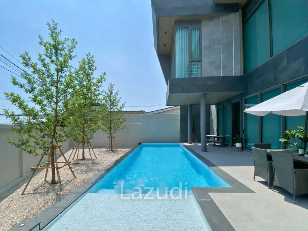 4 Bedrooms 5 Bathrooms  470 SQ.M. Chinnine Pool Villa