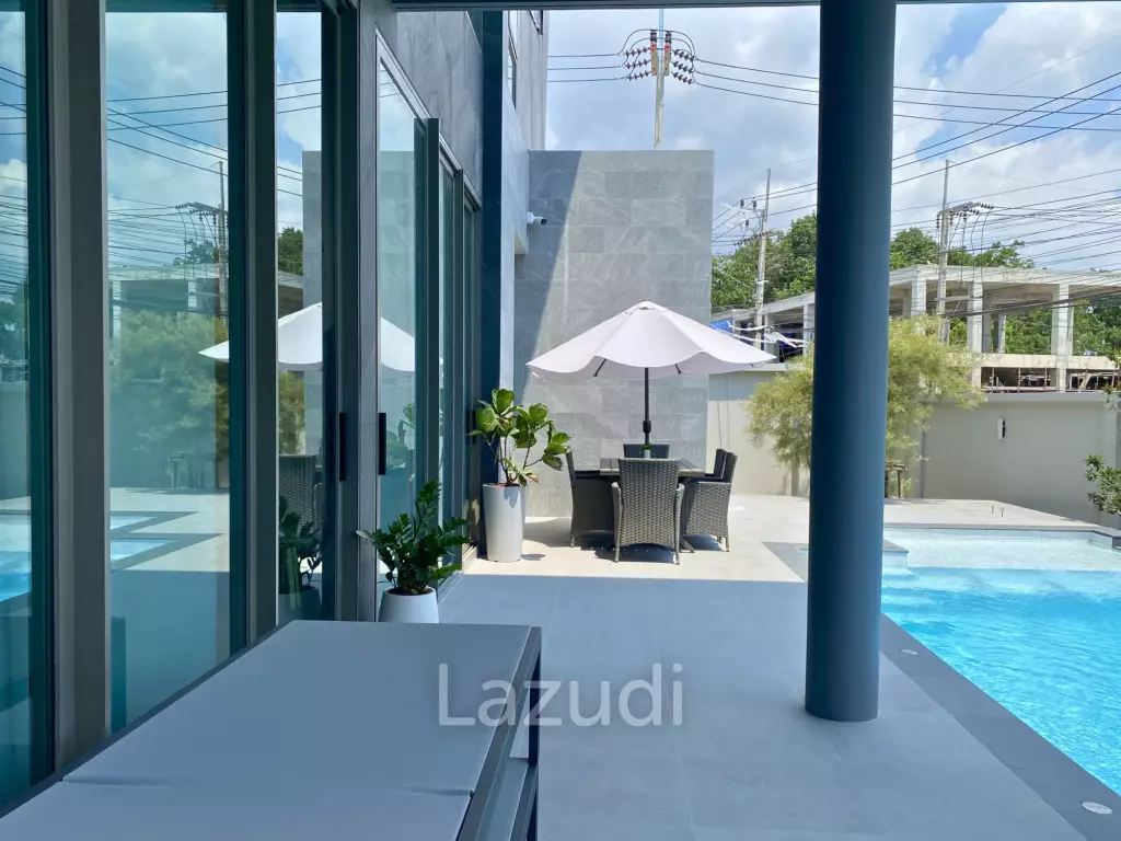 4 Bedrooms 5 Bathrooms  470 SQ.M. Chinnine Pool Villa