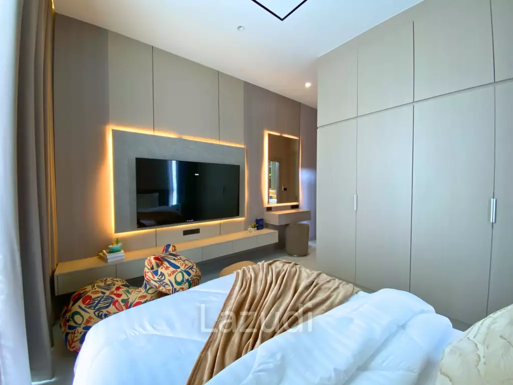 4 Bedrooms 5 Bathrooms  470 SQ.M. Chinnine Pool Villa