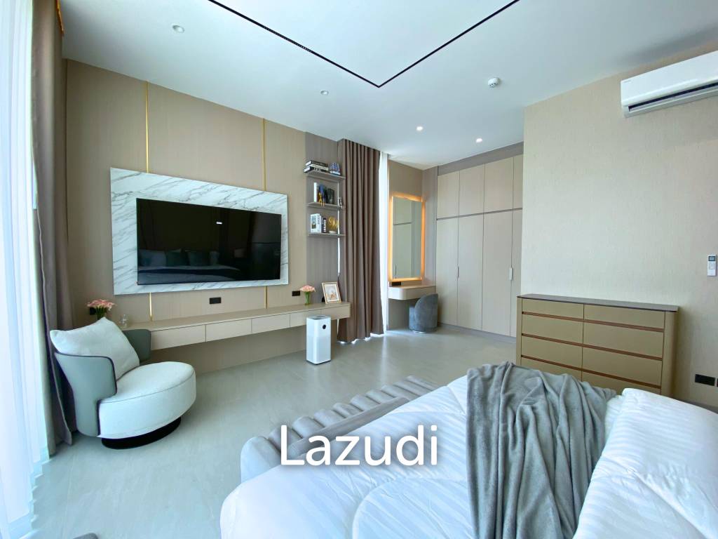 4 Bedrooms 5 Bathrooms  470 SQ.M. Chinnine Pool Villa
