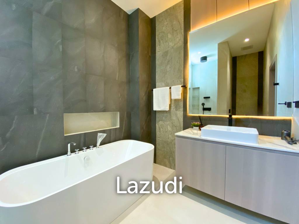 4 Bedrooms 5 Bathrooms  470 SQ.M. Chinnine Pool Villa