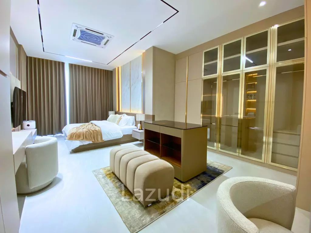 4 Bedrooms 5 Bathrooms  470 SQ.M. Chinnine Pool Villa