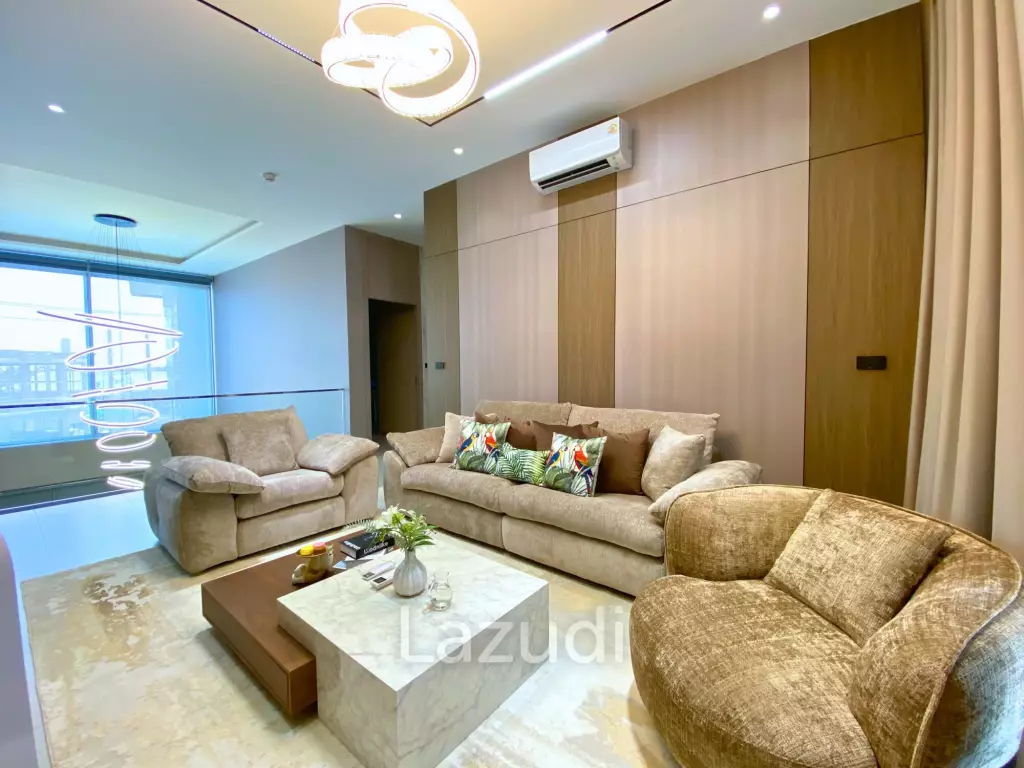 4 Bedrooms 5 Bathrooms  470 SQ.M. Chinnine Pool Villa
