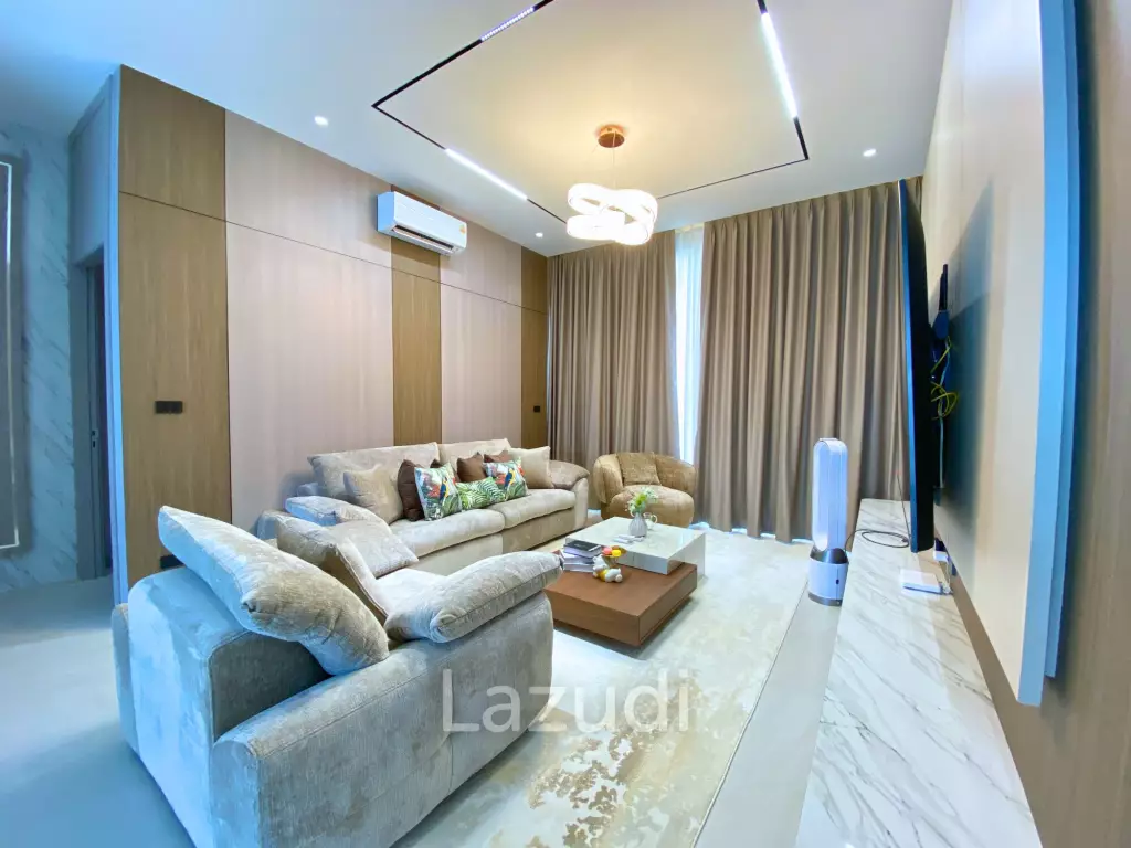 4 Bedrooms 5 Bathrooms  470 SQ.M. Chinnine Pool Villa