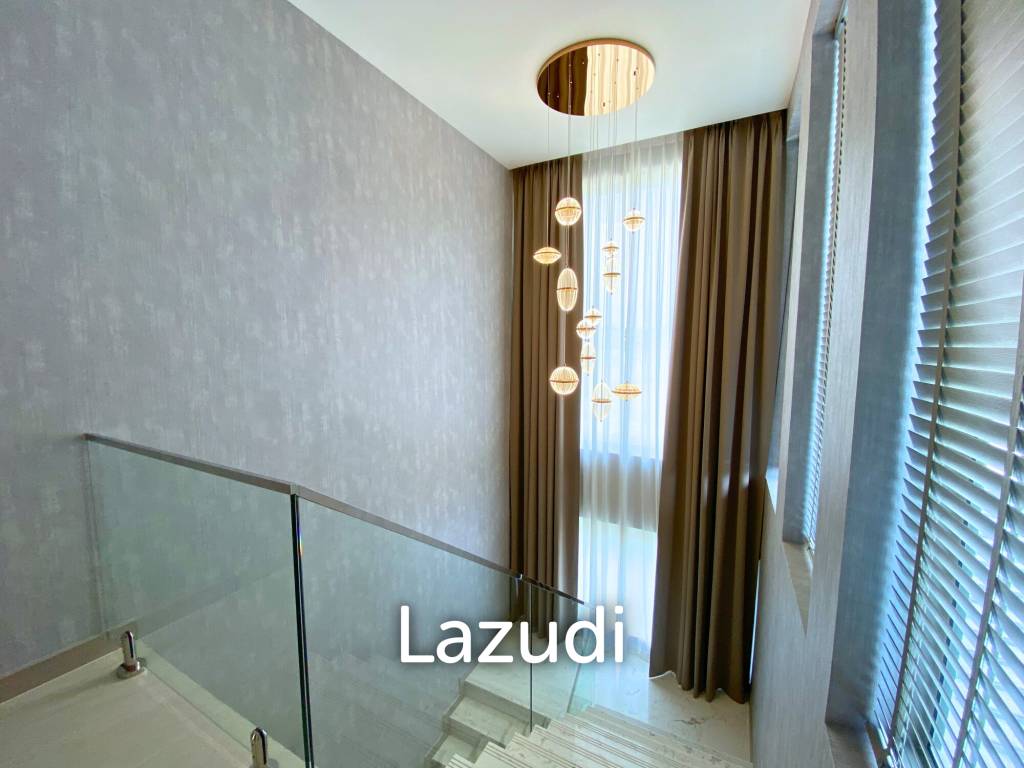 4 Bedrooms 5 Bathrooms  470 SQ.M. Chinnine Pool Villa