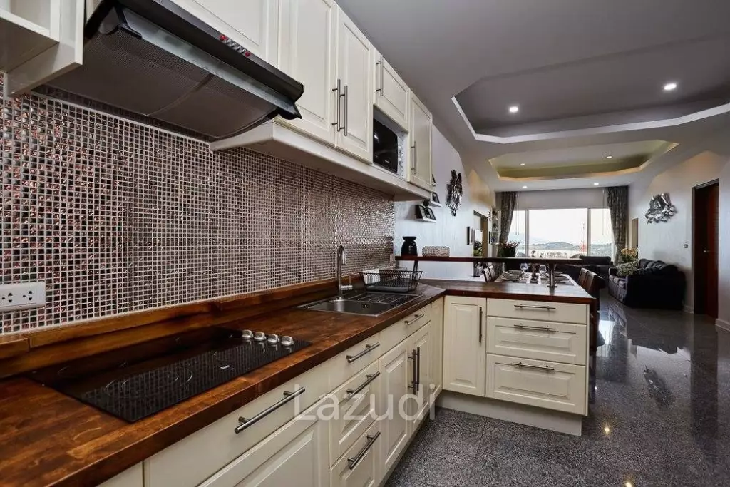 [Foreign Freehold] Sea View 2-Bed Condo in Plai Laem
