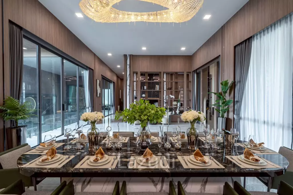 The Ultimate Luxury Lakeside Residence - M Mountain Lake Beyond Luxury