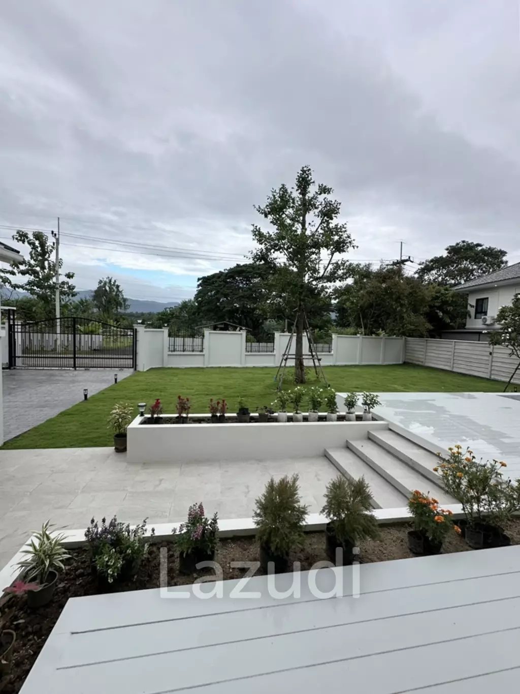 Newly built 2 Storey 4 Beds House and Private Pool, Mae Rim