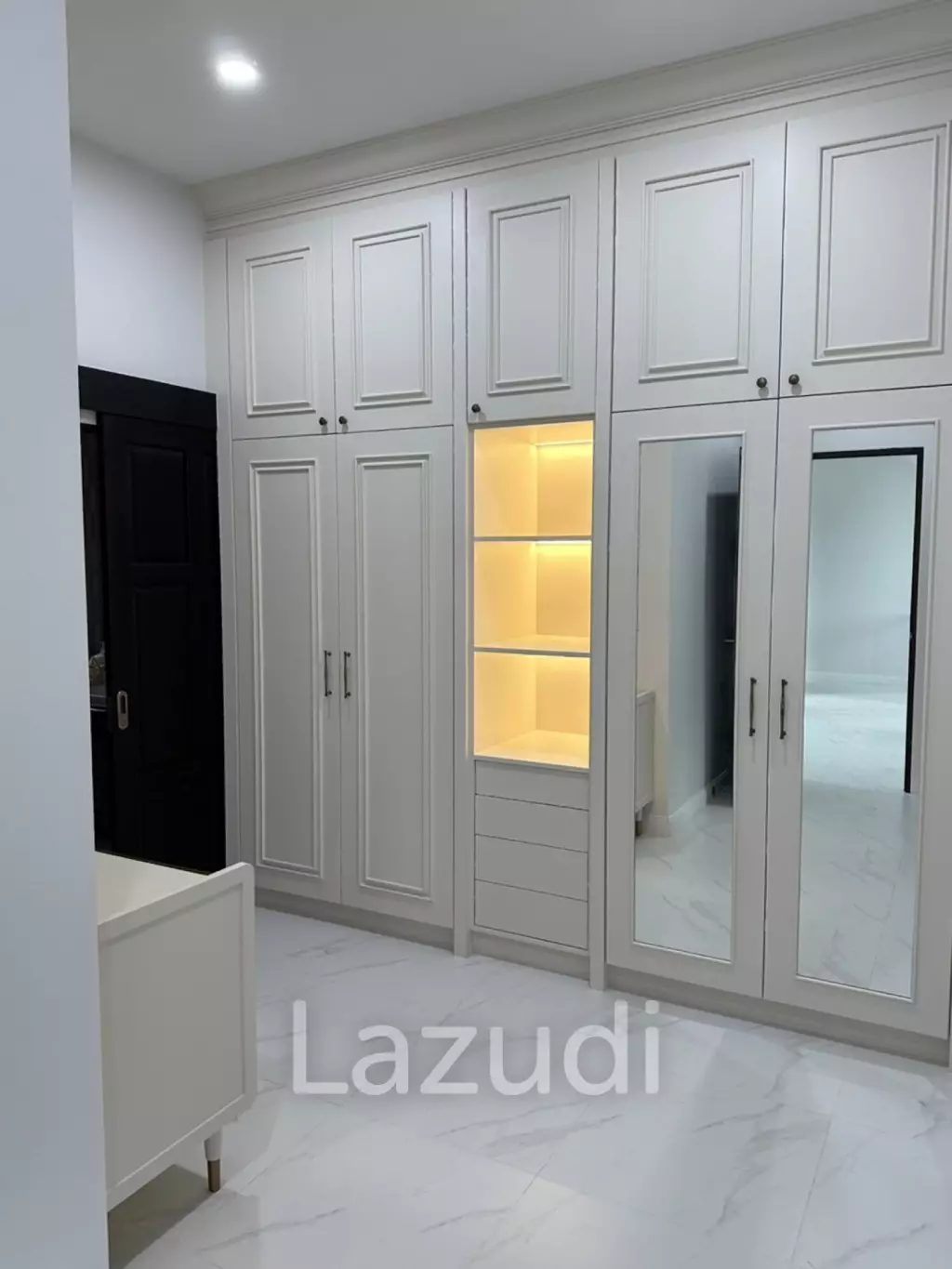 Newly built 2 Storey 4 Beds House and Private Pool, Mae Rim