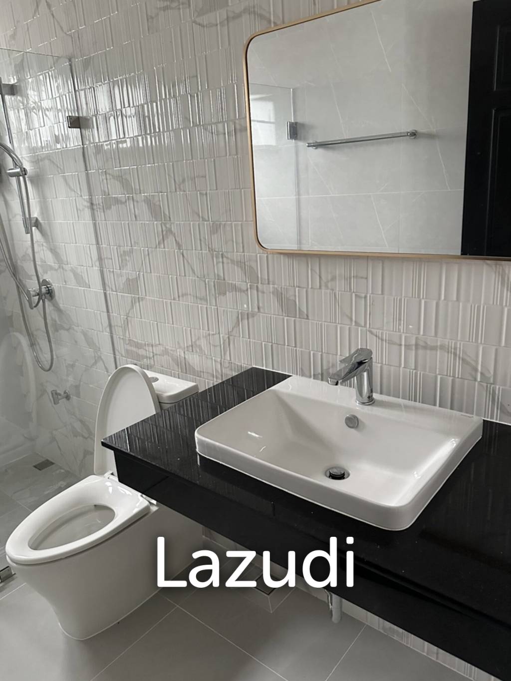 Newly built 2 Storey 4 Beds House and Private Pool, Mae Rim