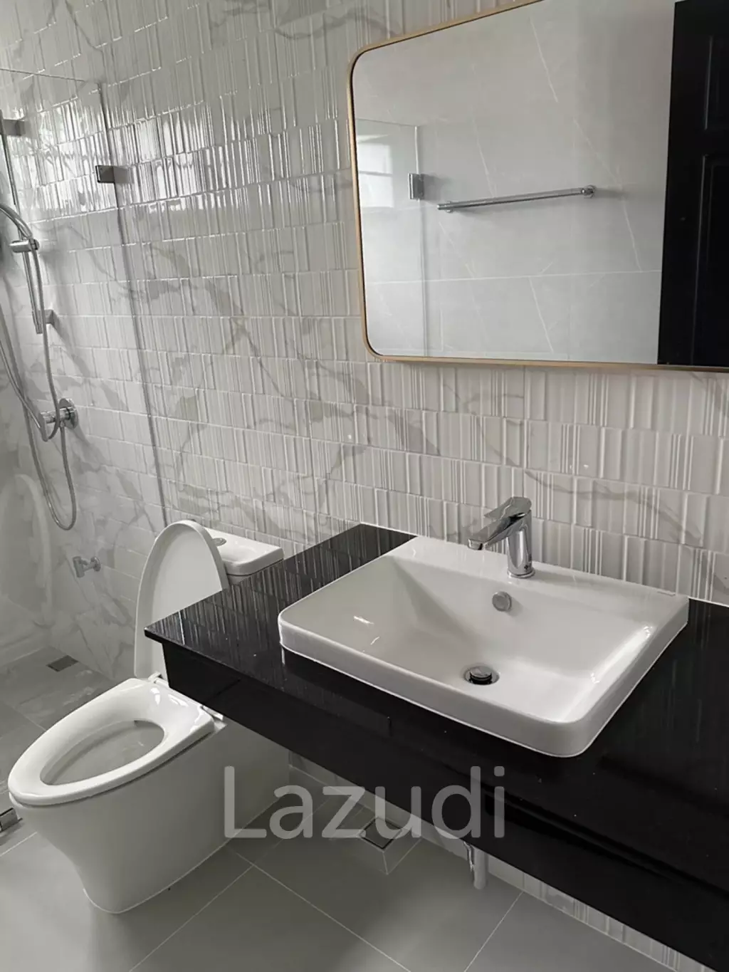Newly built 2 Storey 4 Beds House and Private Pool, Mae Rim