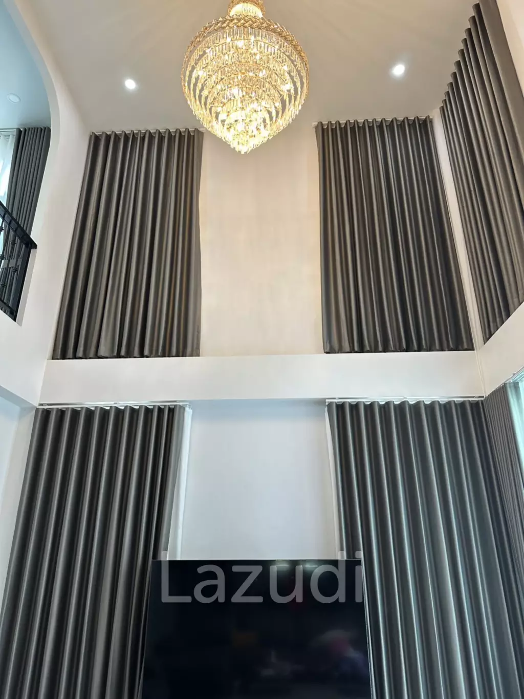 Newly built 2 Storey 4 Beds House and Private Pool, Mae Rim