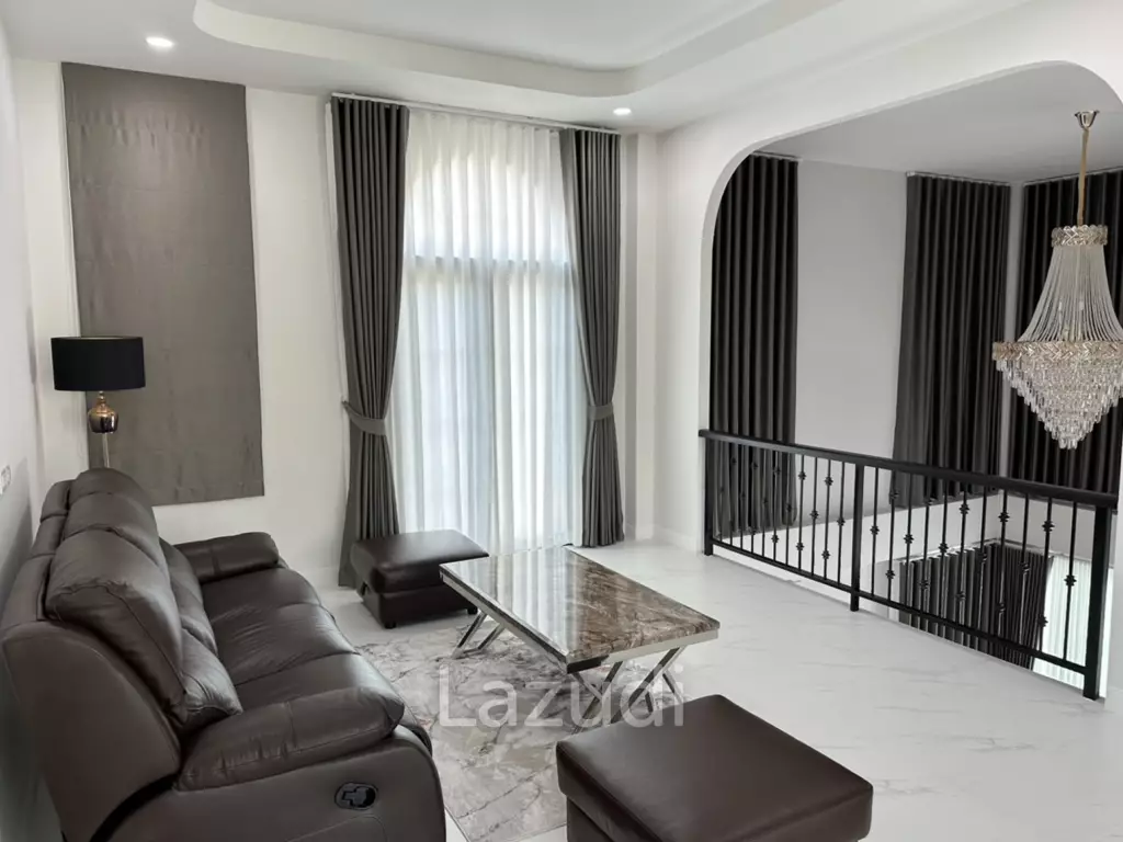 Newly built 2 Storey 4 Beds House and Private Pool, Mae Rim