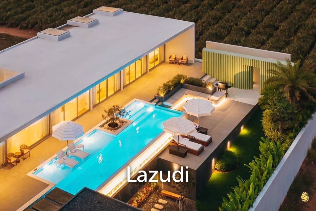 Pinepilla Pool Villa: Modern Luxury in Pranburi