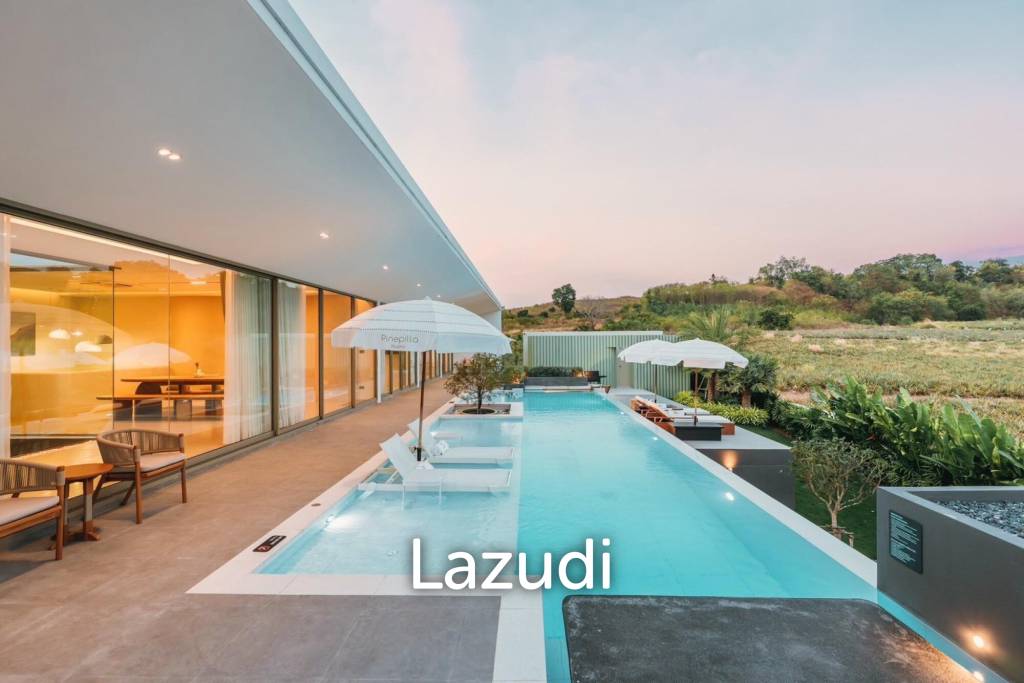 Pinepilla Pool Villa: Modern Luxury in Pranburi