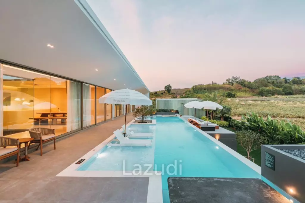 Pinepilla Pool Villa: Modern Luxury in Pranburi