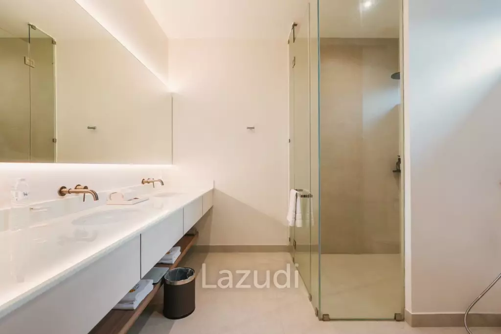 Pinepilla Pool Villa: Modern Luxury in Pranburi