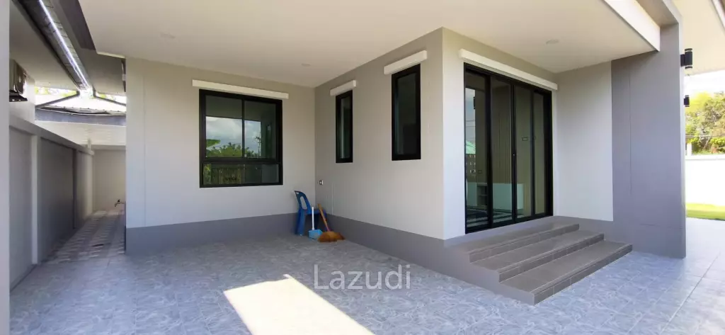 Charming Modern House for Sale Bang Saray, Sattahip