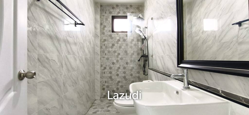 Charming Modern House for Sale Bang Saray, Sattahip