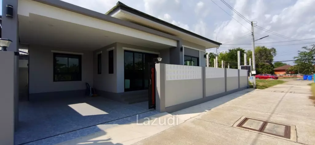 Charming Modern House for Sale Bang Saray, Sattahip