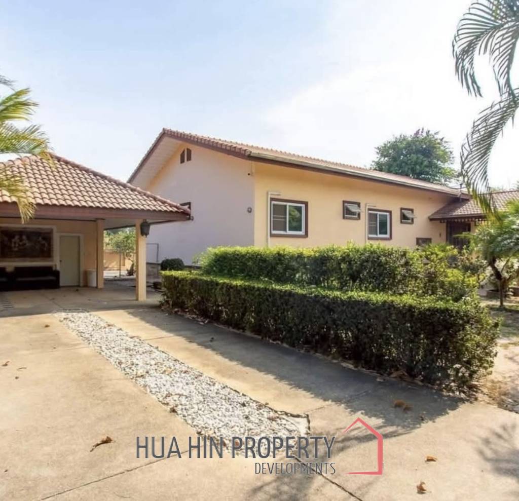 STAND ALONE VILLA ON SOI 88  : 3 bed on big land plot