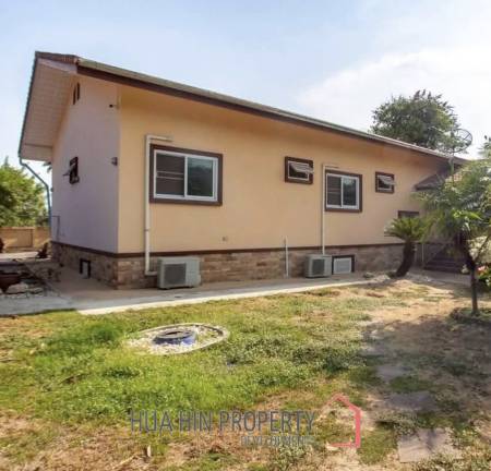 STAND ALONE VILLA ON SOI 88  : 3 bed on big land plot