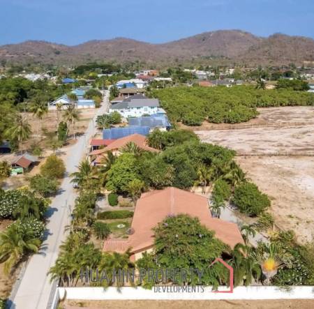 STAND ALONE VILLA ON SOI 88  : 3 bed on big land plot