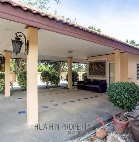 STAND ALONE VILLA ON SOI 88  : 3 bed on big land plot