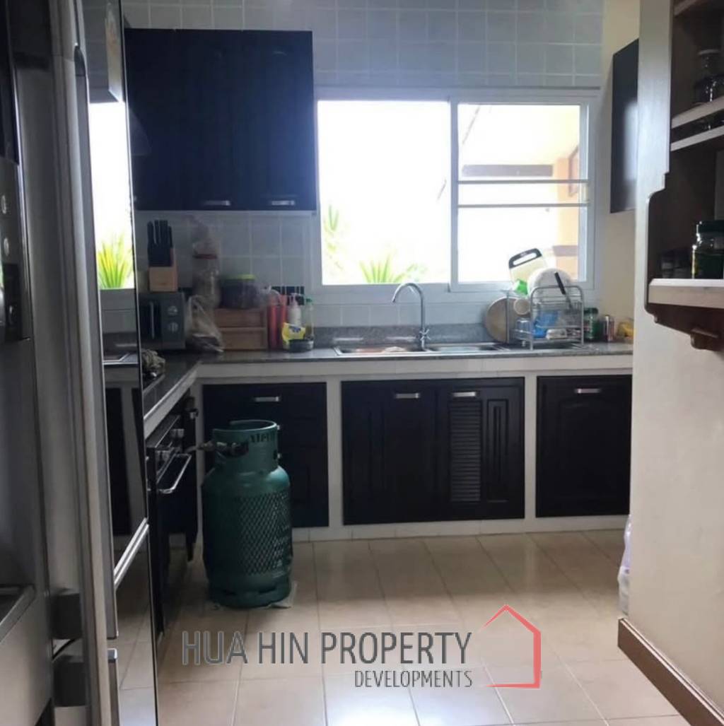STAND ALONE VILLA ON SOI 88  : 3 bed on big land plot