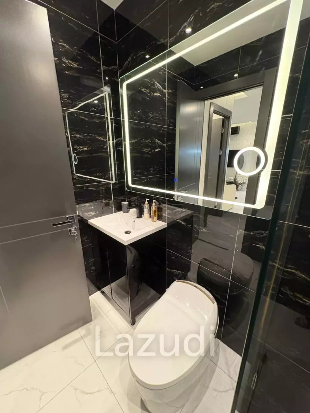 2 Bedroom 3 Bathroom 130 SQ.M. Zenith Pattaya