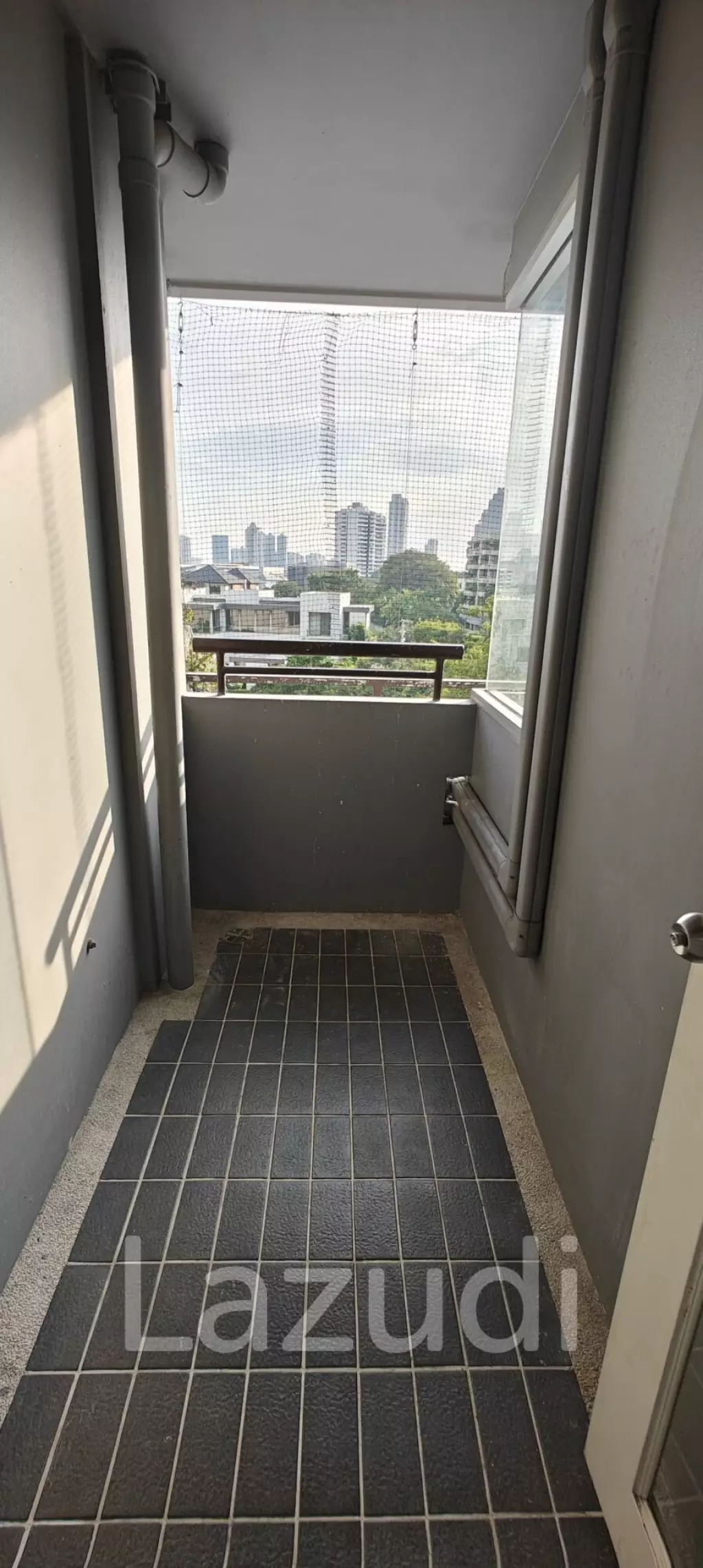 1 bedroom 1 bathroom Condo 54 sqm at Sathorn Plus On The Pond for sale