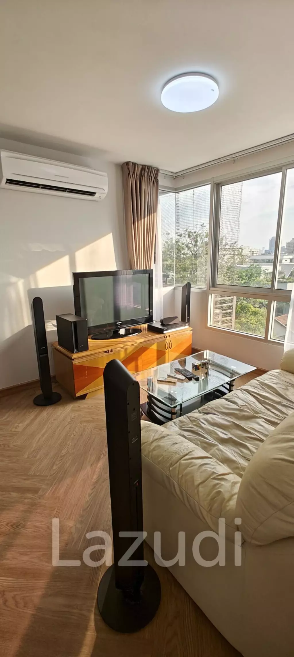 1 bedroom 1 bathroom Condo 54 sqm at Sathorn Plus On The Pond for sale