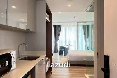 VEHHA Condo: Brand new Modern Sea View Studio