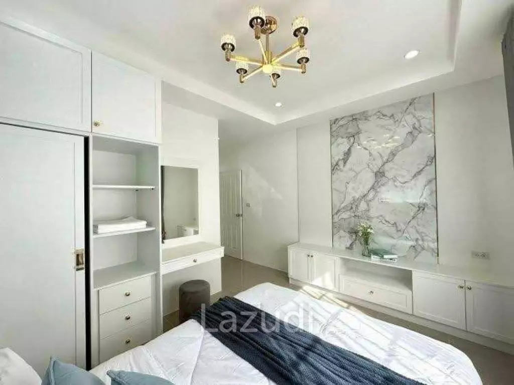 Brand New Modern House Private Area in Thung Klom-Tan Man