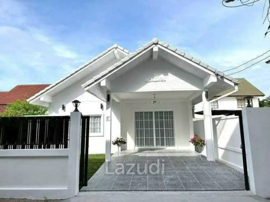 Brand New Modern House Private Area in Thung Klom-Tan Man