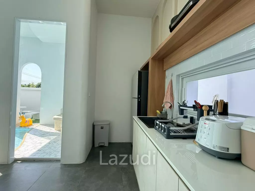 Luxury 2-Story Pool Villa with Rooftop Khao Makok, Pattaya
