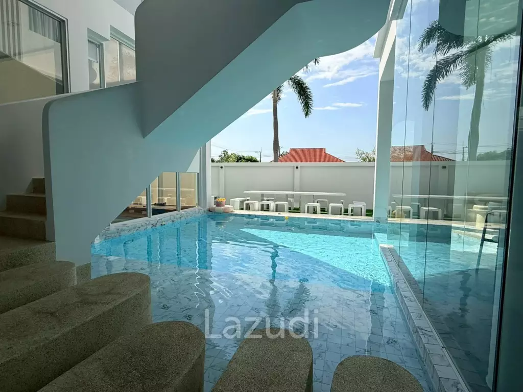 Luxury 2-Story Pool Villa with Rooftop Khao Makok, Pattaya