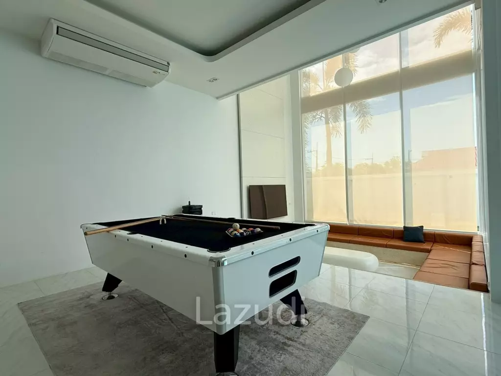 Luxury 2-Story Pool Villa with Rooftop Khao Makok, Pattaya